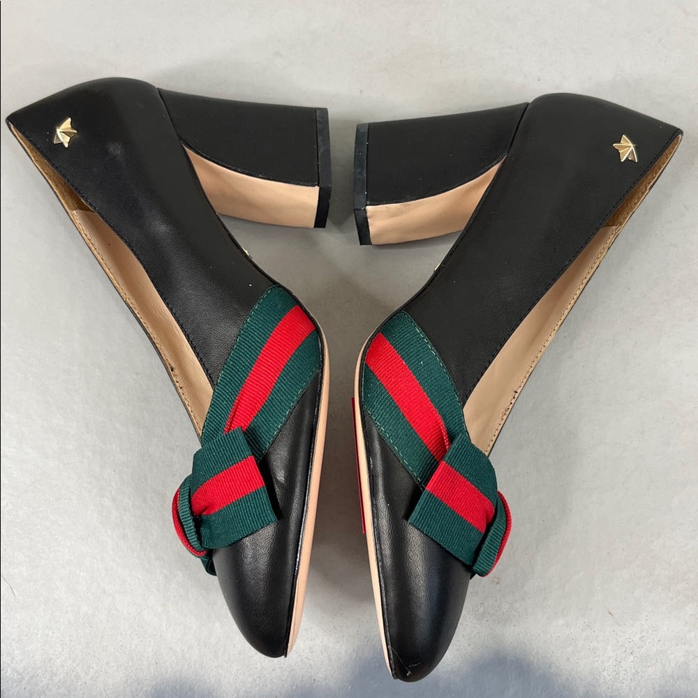 Gucci Aline Black Grosgrain Ribbon Gold Star Curved Block Heel Pumps - Picture 6 of 9